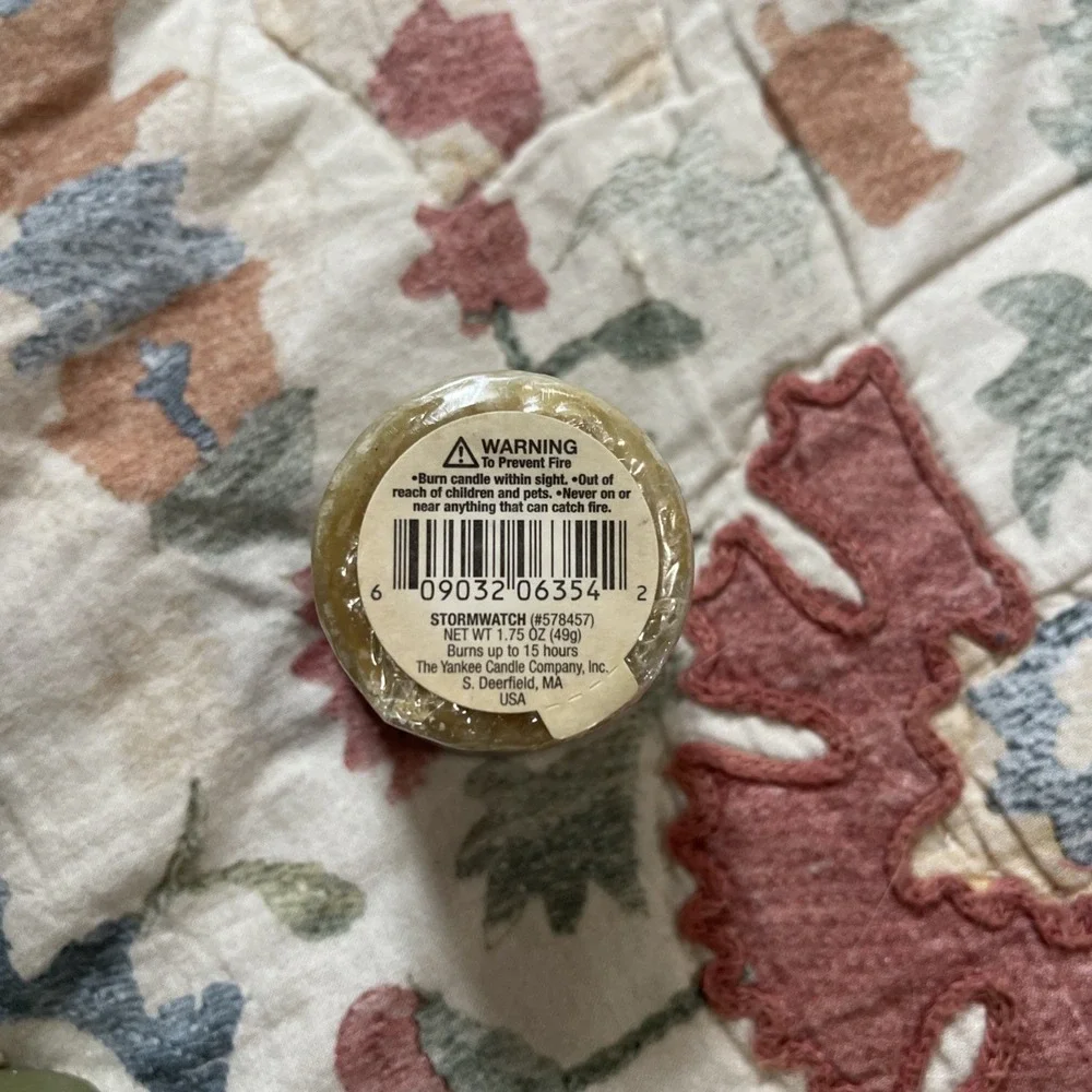 Yankee Candle Storm‎ Watch Sampler Candle Votive Retired Fragrance Sealed